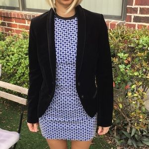 Stylish Black Velvet Blazer XS